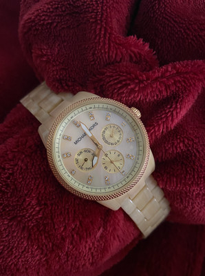 new mk watch