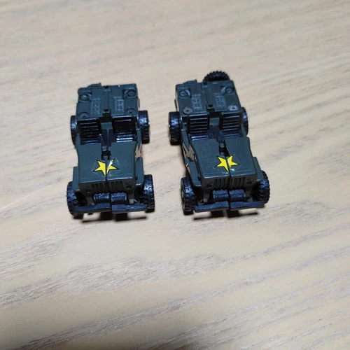 1983 Bandai Tonka GoBots Geeper Creeper Jeep Army MR-28 Transformer Robot Figure