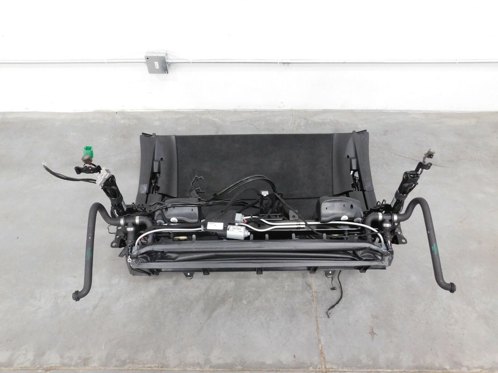 2015 16 17 McLaren 650S Spider Folding Hard Top Roof Panel Assembly #5209 A11