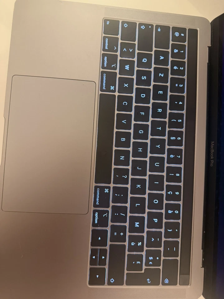 Apple MacBook Pro 13,3, photo 2 sur 5