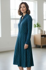 Boden Size 14 Blue & Green Geo Print Knit Long Sleeve Fit & Flair Dress