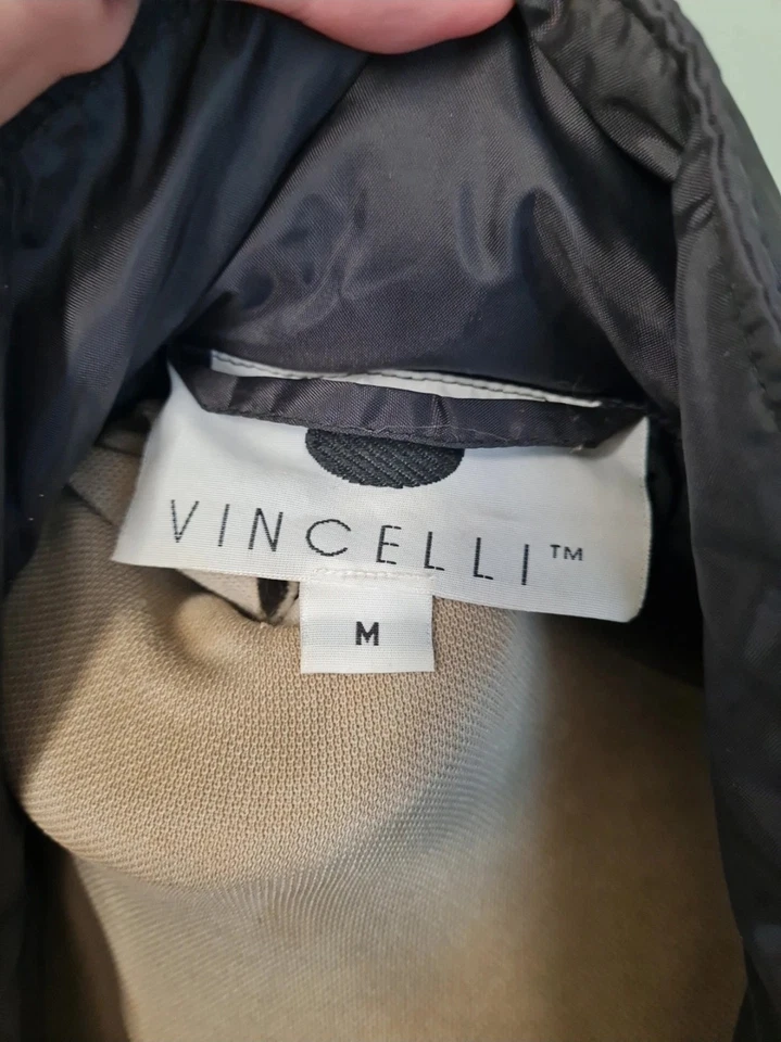 Men's Black Puffer Coat, Quilted Winter Coat, Vincelli Size Medium - Image 3 of 3