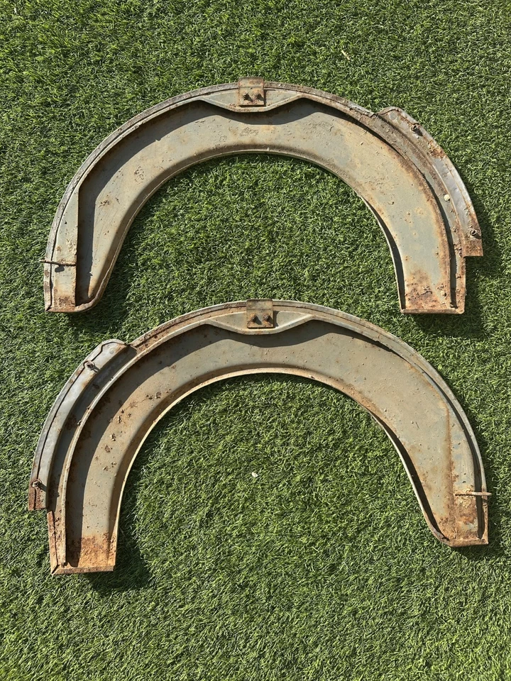 Пробелы колес Jaguar (пара) для ранних седанов Mk I и Mk II - Изображение 2 из 3