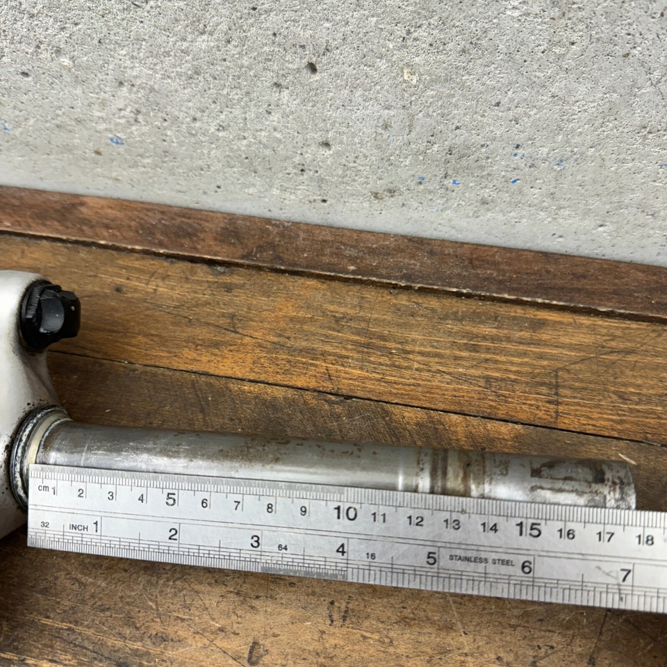 Vintage Rock Shox Quadra 21 1 in Threadless Steerer 1