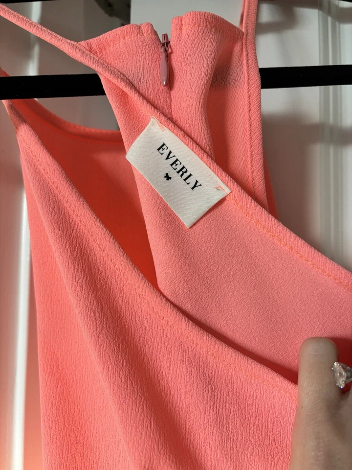 Everly Halter Midi Dress Size Small - Image 2 of 4