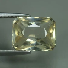 3.96 Cts_Unique Gemstone_100 % Natural Unheated Grossular Mint Yellow Garnet