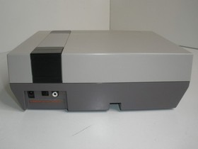 Nintendo NES Console NES-001 w/Controller Power Supply Adaptor Tested