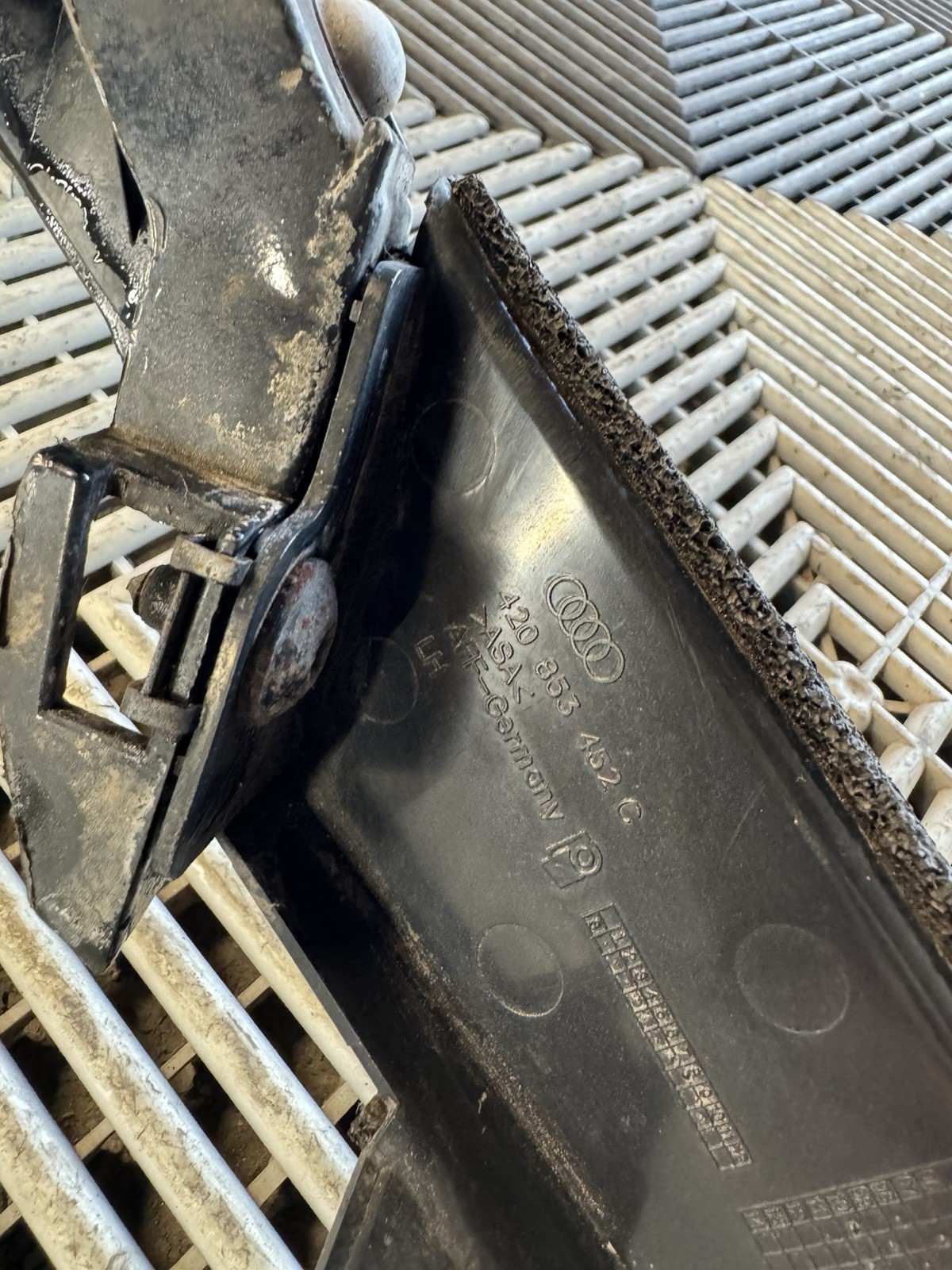 Audi R8 Rear Left Lower Side trim panel