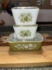 VINTAGE ~ PYREX "SPRING BLOSSOM" 6 PIECE REFRIGERATOR DISH SET ~ 502 ~ 501 LIDS