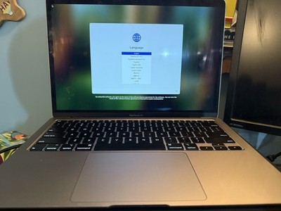 MacBook Air 13 Model A2179, 8GB RAM, 512GB SSD, Silver Great Condition