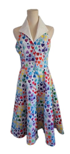 Unico Vintage Camera Pavone Raso Arcobaleno Cuore Abito Halter Collare Nuovo con etichette Med 6/8 - Foto 3 di 8
