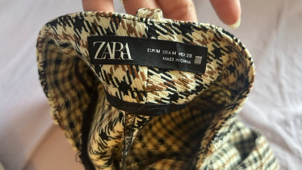 Pantalones Cortos ZARA Para Mujer Pata de Gallo Formales A Cuadros Talla Mediana Beige Negro Foto 3 de 3