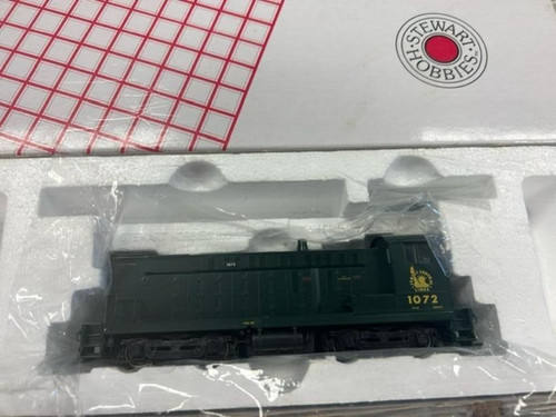 Locomotora diésel HO Stewart Hobbies #4909 Jersey Central Baldwin S-12 #1072 | Condition: New