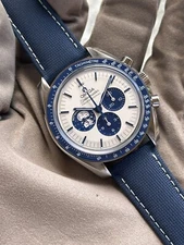 OMEGA Speedmaster "Snoopy" White Watch - 310.32.42.50.02.001