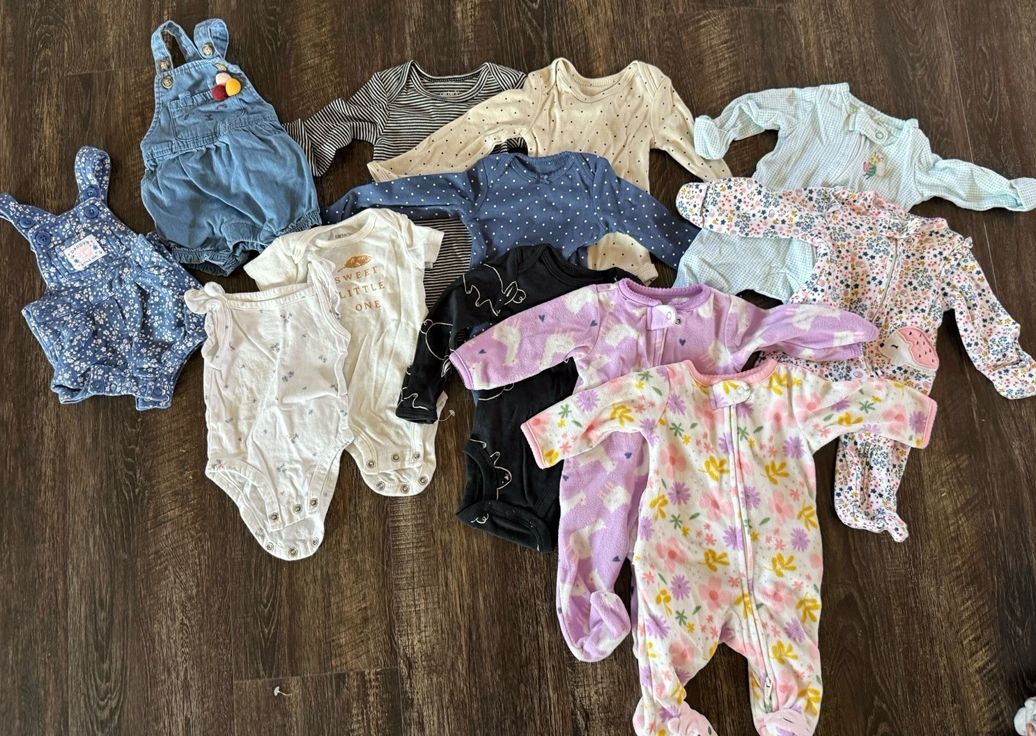 Baby Girl Clothes Newborn lot of 12 Carter's, Pajamas, Long Sleeves, Overalls