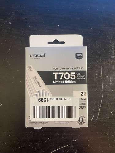 Dissipateur thermique blanc Crucial T705 2 To Gen5 NVMe SSD - 14500 Mo/s