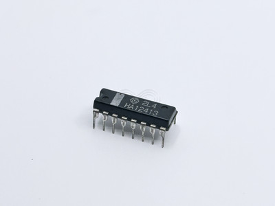 2X HA12413 Hitachi FM AM IF System IC AGC Quadrature Detector Audio Amplifier IC