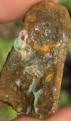 Beautiful 22ct Australian Boulder Opal Rough Loose Multicolor Specimen RR