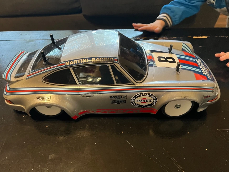 Custom Tamiya TT02 alfombra sin escobillas pista / deriva coche RC Foto 3 de 4