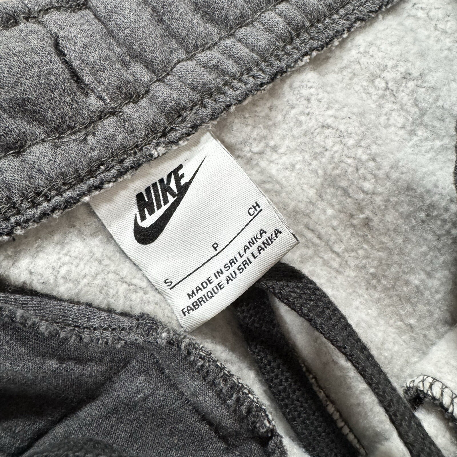 Nike Sportswear Club Fleece Men's Gray Pants Size S Elastic Waist BV2707