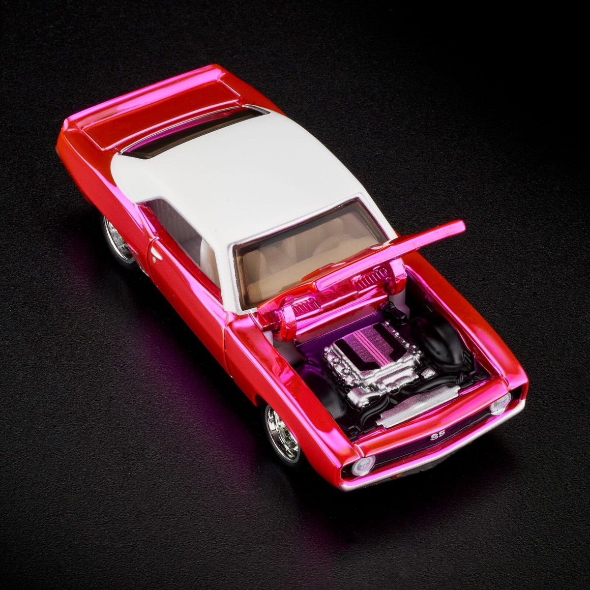 Hot Wheels Red Line Club Exclusive 1969 Chevy Camaro SS PInk