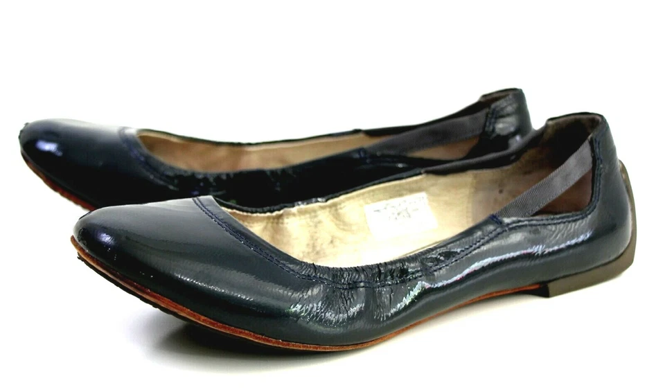 ZAPATOS SIN CORDONES DE BALLET PLANOS CHAROL GRIS OSCURO Tsubo Talla 7 US/38 Foto 3 de 4