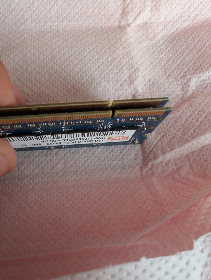 2x 1GB HYNIX 2Rx16 PC-2 6400S  MATCHING PAIR GOOD SCHOOL SURPLUS, read details  - Image 3 of 3