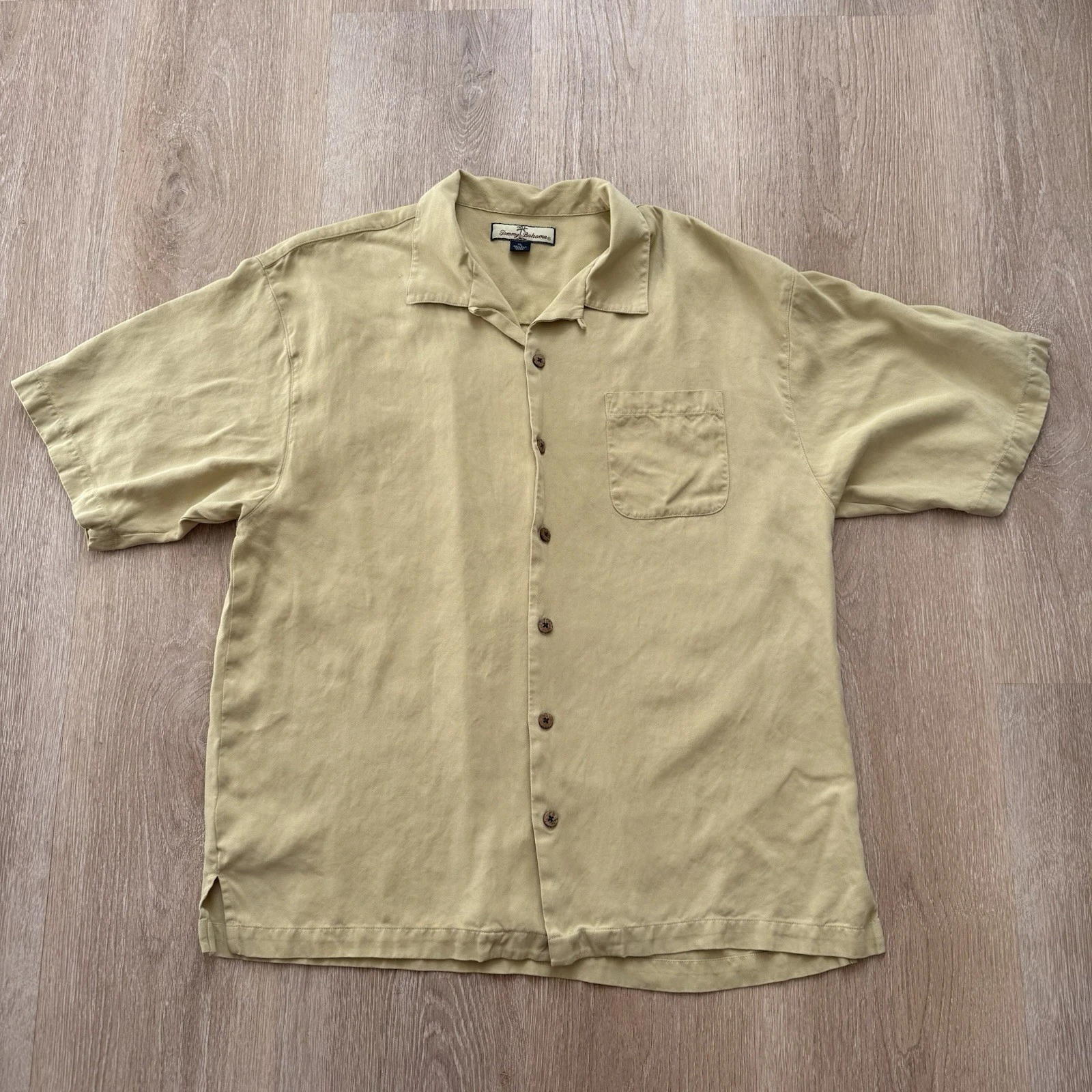 Tommy Bahama Shirt Mens XL Yellow 100% Silk Solid
Opens in a new window or tab