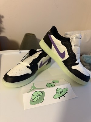 AIR JORDAN 1 RETRO LOW OG (GS) BLACK/BLACK RASPBERRY NOIR/GRIS VOLT/NOIR MURE.