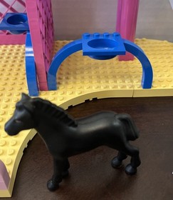 Vintage 1994 LEGO Belville 5880 Prize Pony Stables - Incomplete No Manual Or Box