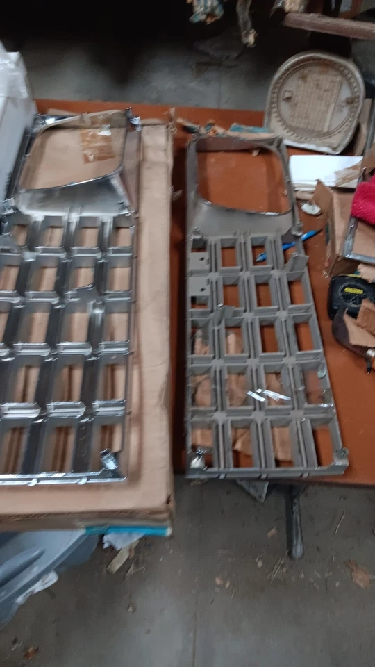 Новый из старых запасов 1982 Oldsmobile Omega пара L/R решетки 22511642-22511643 - Изображение 2 из 3