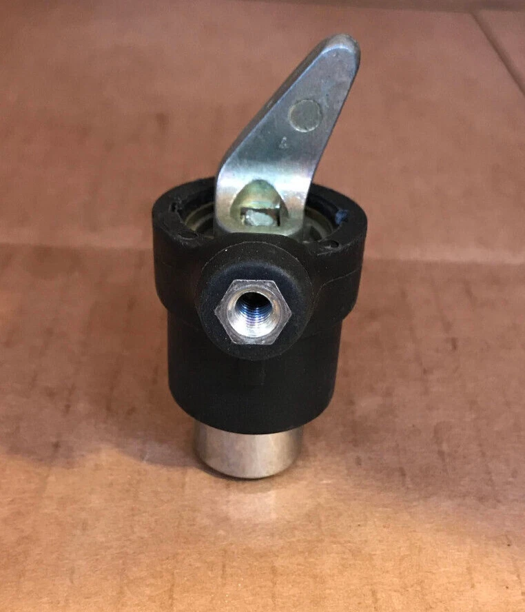 Cerradura de escotilla trasera Hella - #171827539 / 67895/61998 - Se adapta a Volkswagen Scirocco Foto 4 de 4