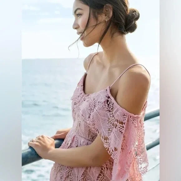 Motherhood Maternity Dress Pink Lace Maternity Off Shoulder cape Dress size M - Image 2 of 4