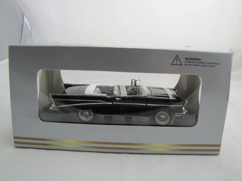 32430 Signature Models 1957 Chevrolet Bel Air - schwarz - 1:32 - Bild 4 von 4