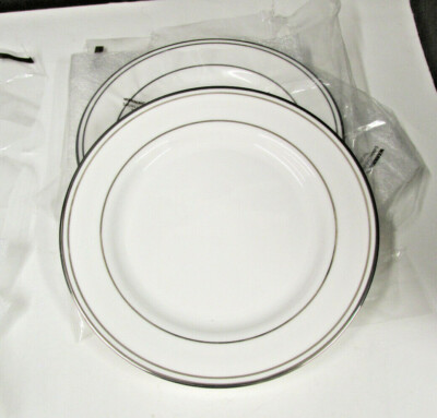 PATTERN FEDERAL PLATINUM BY LENOX CHINA TWO LOT 6 1/4'' BREAD AND BUTTER PLATES 