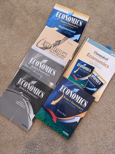 Abeka 12th Grade Books Physics Pre-Calculus Government Economics English HS - Imagen 3 de 5