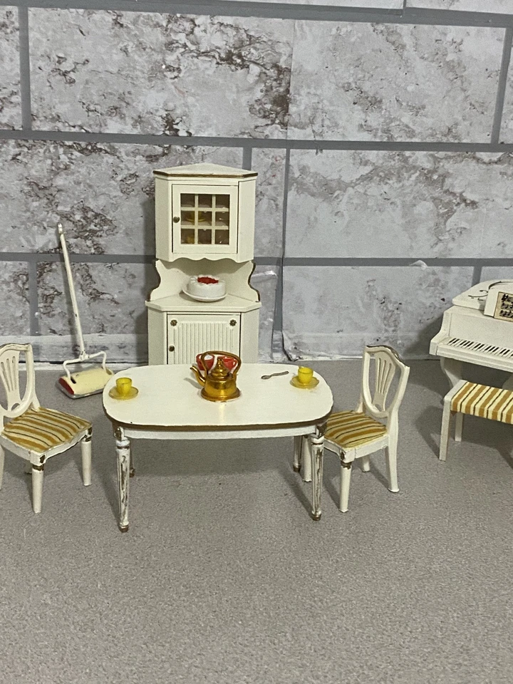 Lundby Vintage Kitchen And Living room Set - Image 3 of 4