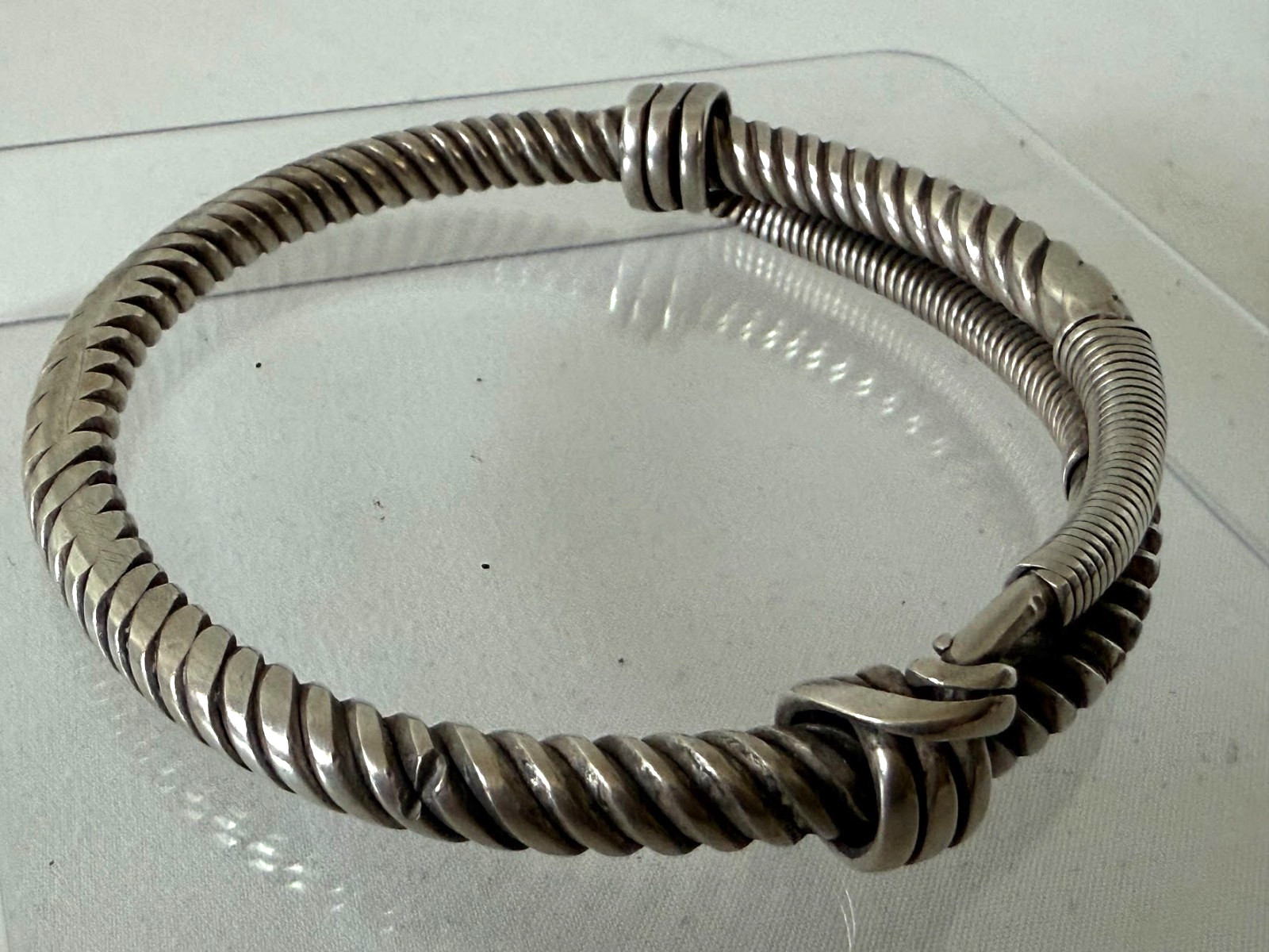 Vintage Solid Silver Wired Bangle - image 4