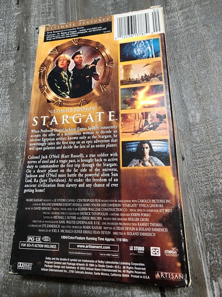 STARGATE (1994 VHS) Kurt Russell SCI-FI,  ULTIMATE EDITION, DIRECTORS CUT PG-13 - Image 2 of 4