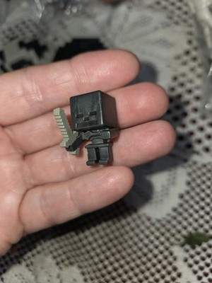 MINECRAFT Mojang  Original Hard To Find Retired MINI  FIGURE 