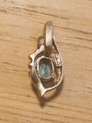 10K Yellow Gold Pendant Oval Cut Light Blue Topaz .907 Grams 5/8" Long — photo 6
