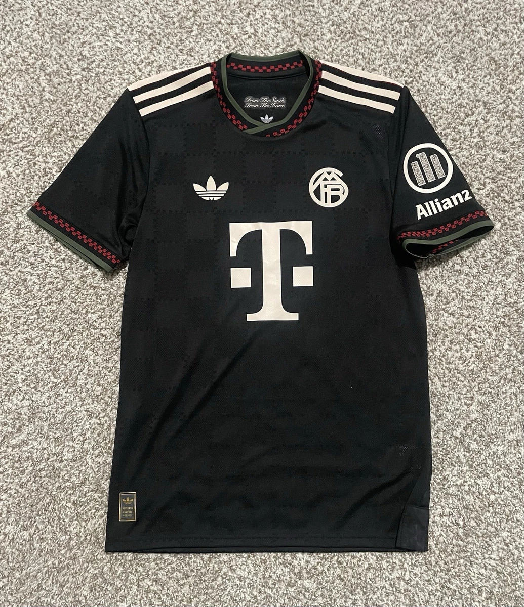 Bayern Munich Black International Club Soccer Fan Jerseys for sale