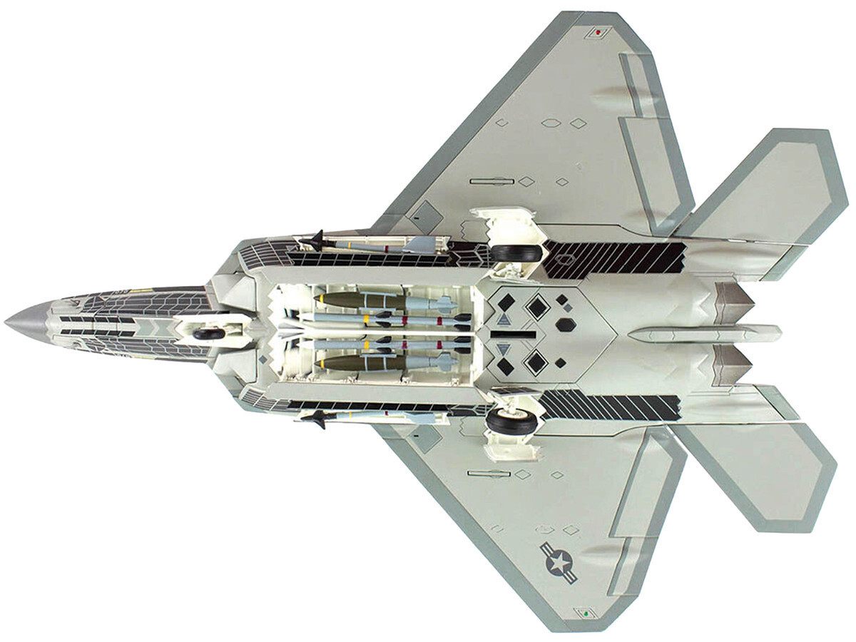 Hobby Master Lockheed F-22A Raptor Aircraft 