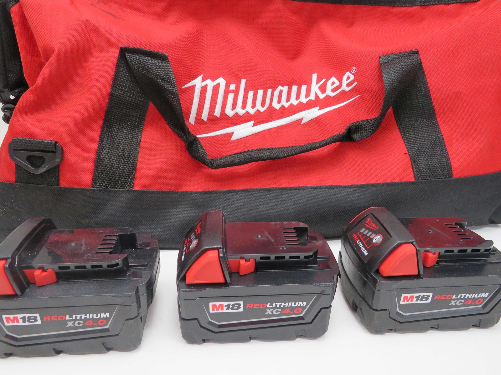Milwaukee 6-Piece Cordless Wireless Power Tool Set 