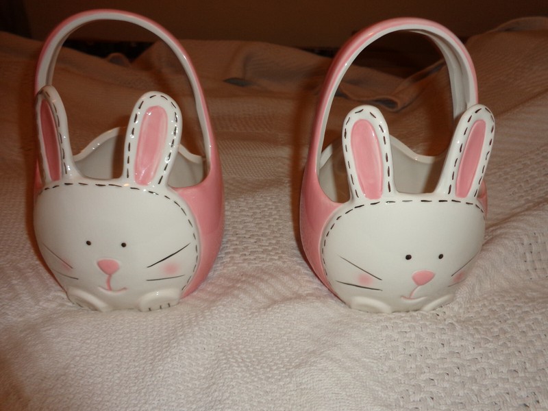 lot of 2 ceramic rabbit baskets, pink and white