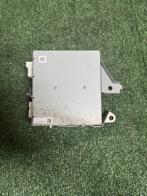 2016 Toyota 4Runner SR5 Limited Voltage power Inverter control module OEM