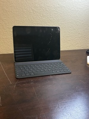 Apple iPad Pro 11   Space Gray A2228 -not working And Screen Cracked.