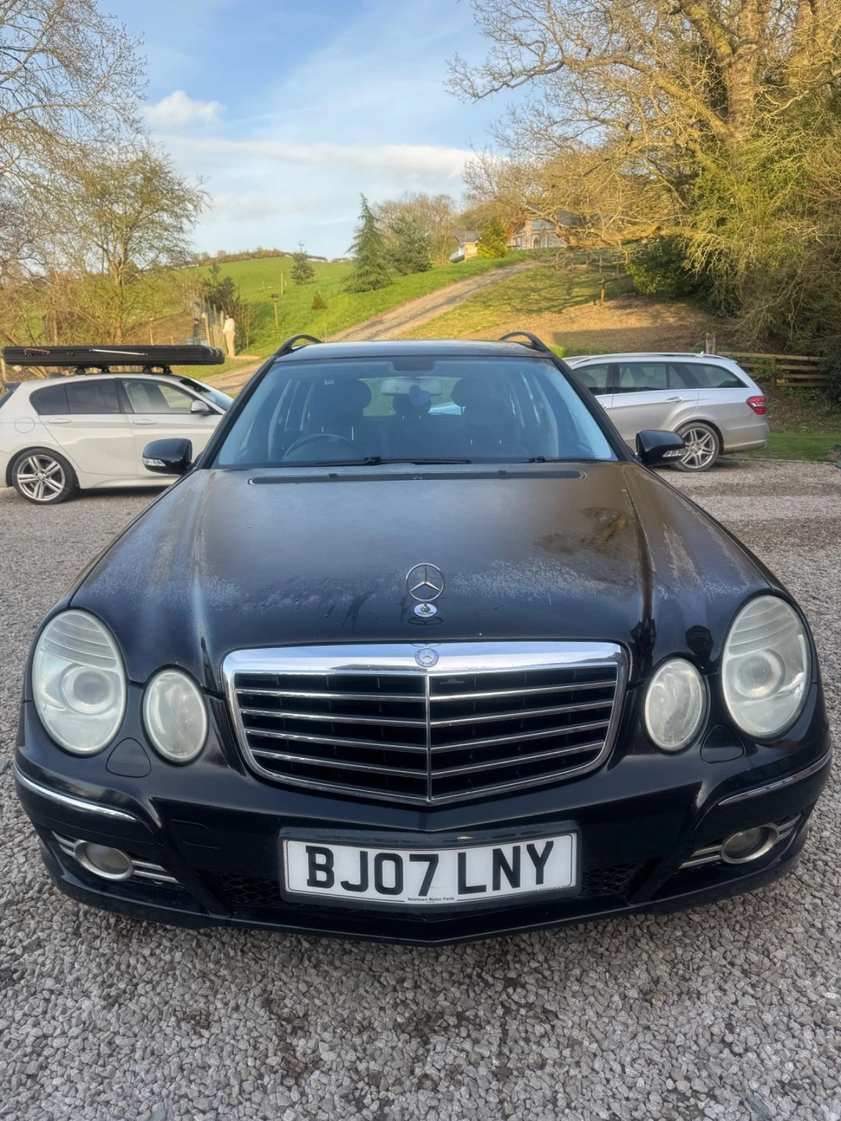 mercedes e220 estate - Picture 2 of 9