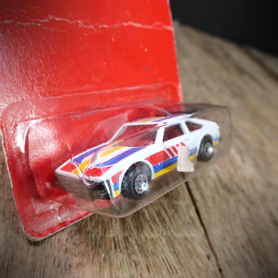 Toyota Supra vintage Matchbox/Dinky años 80 (Blistercard) Foto 3 de 4