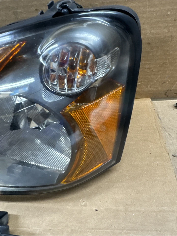 Conjunto de lámpara de faro halógeno Subaru Impreza WRX 2004 2005 conductor izquierdo B174 Foto 4 de 4